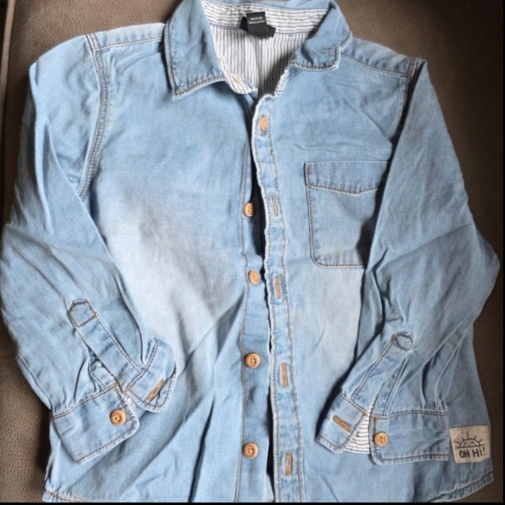 Art Class Striped Shirt with Black and White Accents